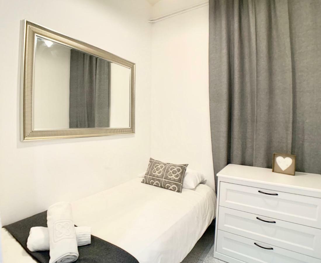Apartamento Charm Miró Barcelona Exterior foto